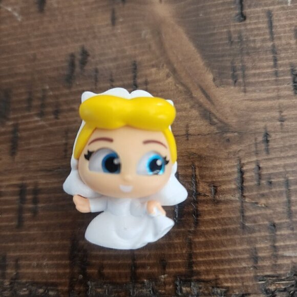 Disney Other - Disney Doorables Series 5 "Cinderella"